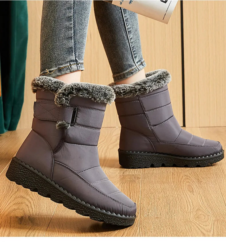 Waterproof snow boots