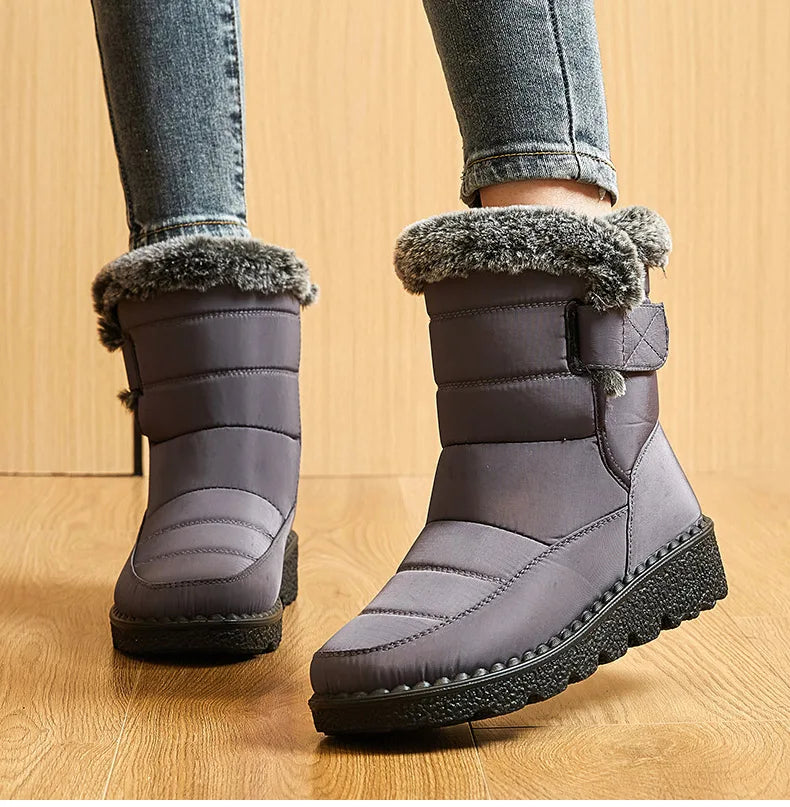 Waterproof snow boots